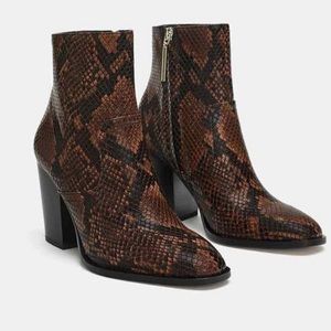 Zara Heeled Snakeskin Pattern Booties